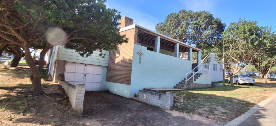 3 Bedroom Property for Sale in Hartenbos Central Western Cape